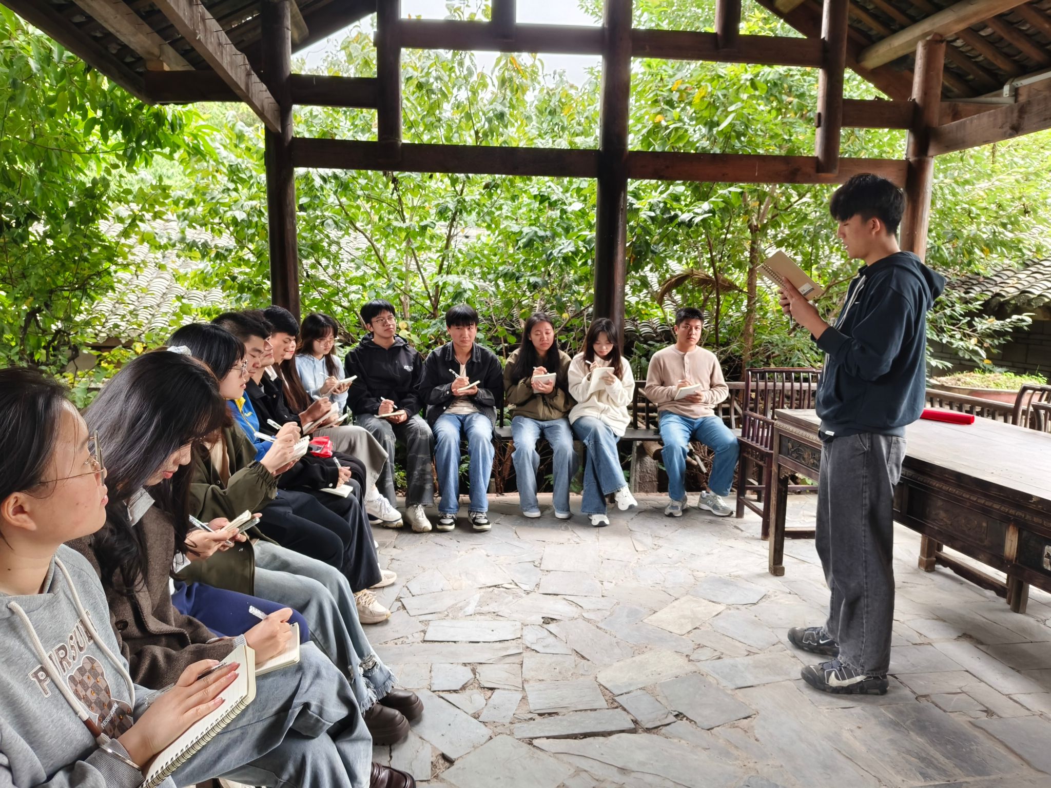 图示, 示意图

中度可信度描述已自动生成:ver1